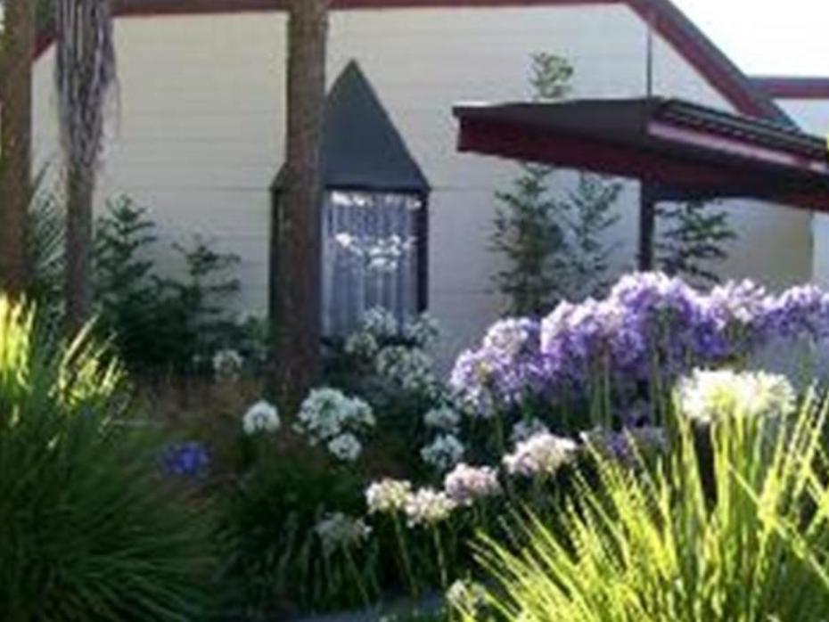 Gothic Heights Motel Christchurch Extérieur photo